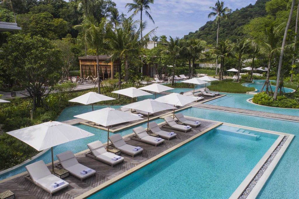 Pool, view, sea, palm trees, turquoise waters, luxury hotel