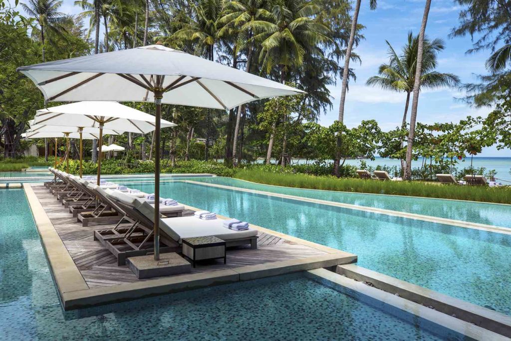 Pool, view, sea, palm trees, turquoise waters, luxury hotel