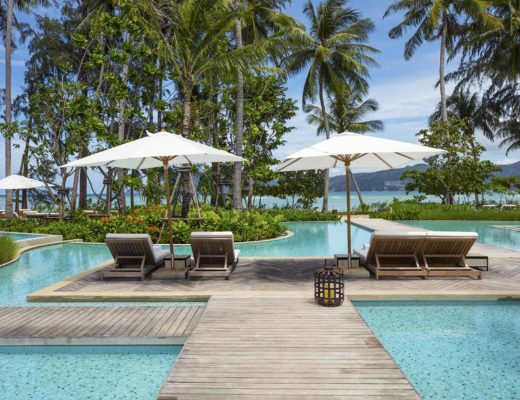 Infinity pool, Sea view, lounge chairs, umbrellas