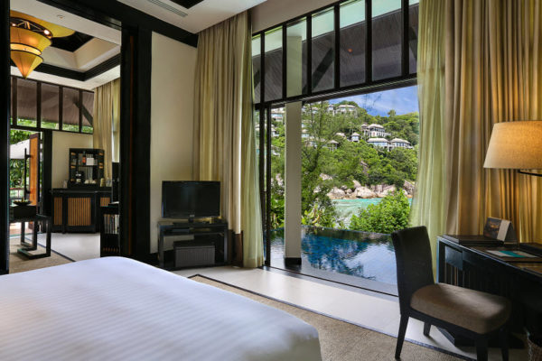 smartphone, banyantree resort samui, koh samui, lifestyle